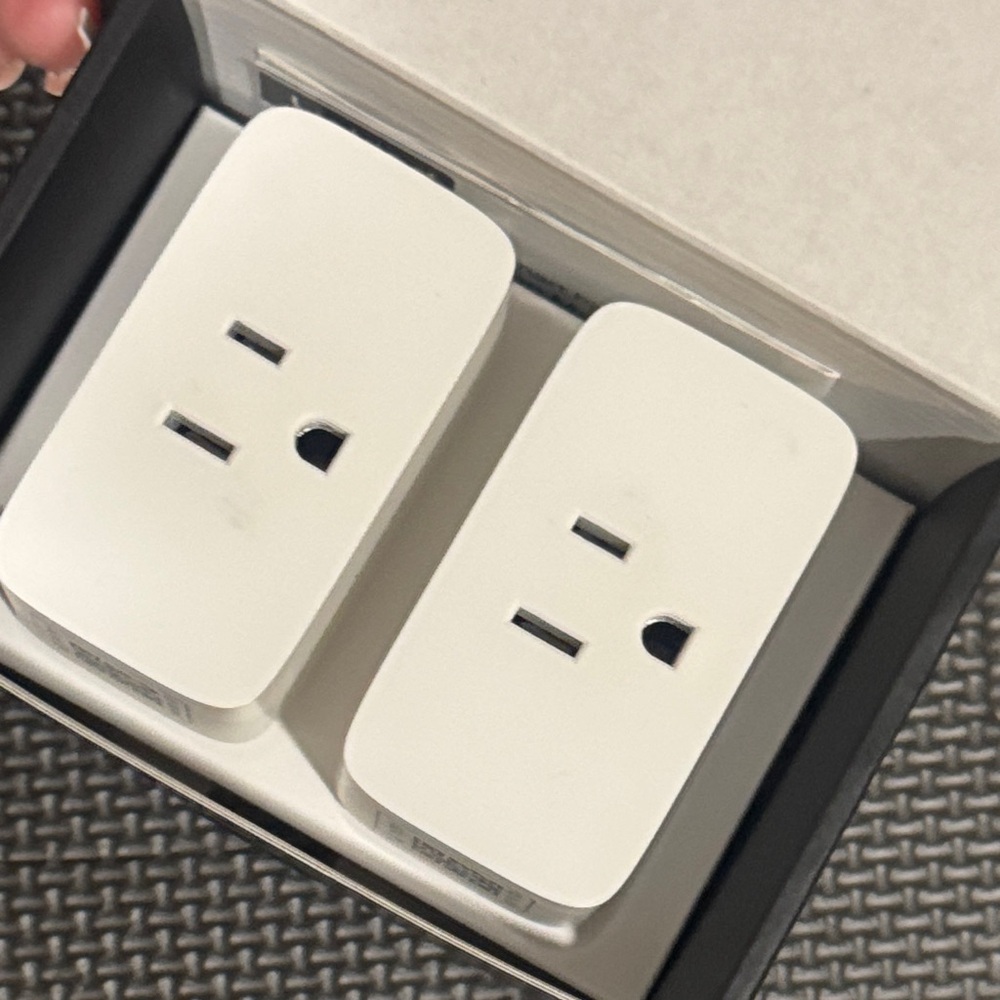 Link Smart Plug 2-Pack - White - Picture 5 of 5